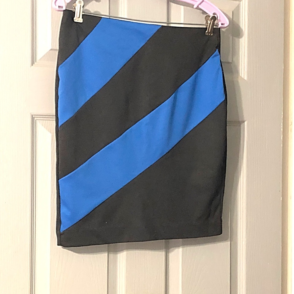 Addiction Knee length midi skirt